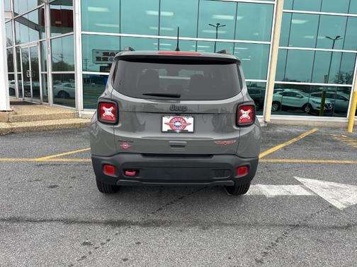 2020 Jeep Renegade Trailhawk