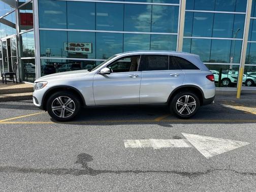 2016 Mercedes-Benz GLC-Class GLC 300 4MATIC
