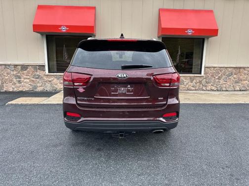2019 Kia Sorento LX