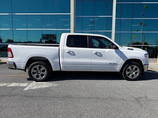 Bright White Clearcoat 2020 RAM 1500 Big Horn