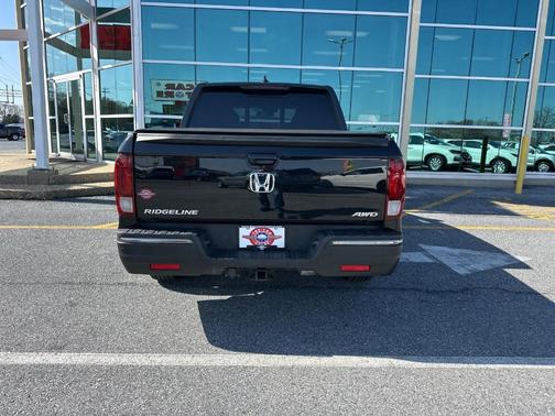 2018 Honda Ridgeline Black Edition