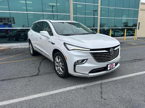 2023 Buick Enclave Premium