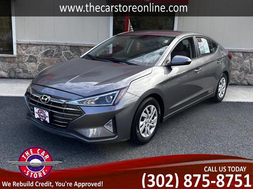 2019 Hyundai ELANTRA SE