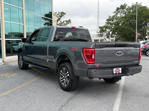 Gray Metallic 2022 Ford F-150 XLT