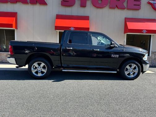 2018 RAM 1500 Big Horn