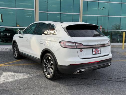 2021 Lincoln Nautilus Reserve