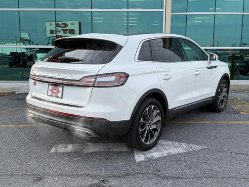 2021 Lincoln Nautilus Reserve