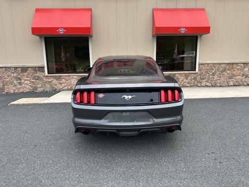 2016 Ford Mustang EcoBoost Premium