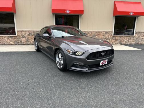 2016 Ford Mustang EcoBoost Premium