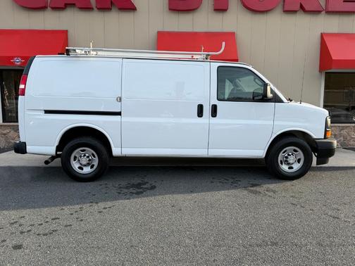 2017 Chevrolet Express 2500 Work Van