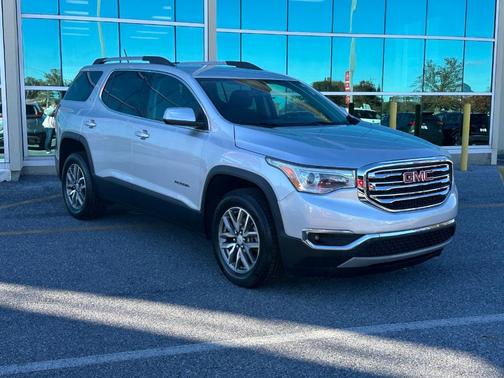 2017 GMC Acadia SLE-2