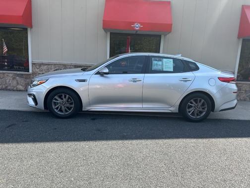 2020 Kia Optima LX