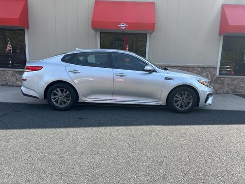2020 Kia Optima LX