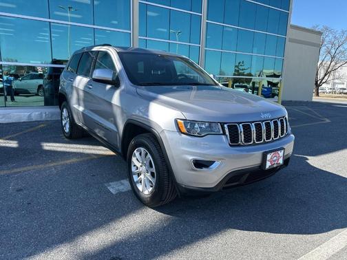 2021 Jeep Grand Cherokee Laredo E