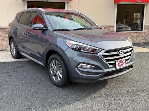 2017 Hyundai TUCSON SE Plus