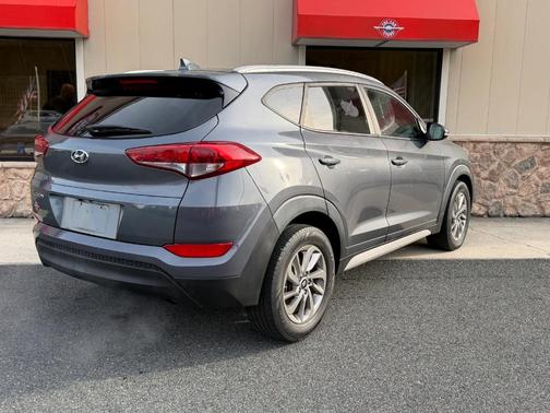 2017 Hyundai TUCSON SE Plus