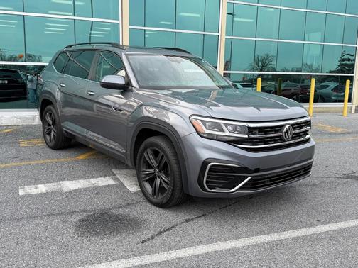 2021 Volkswagen Atlas 3.6 V6 SE w/ Technology R-Line