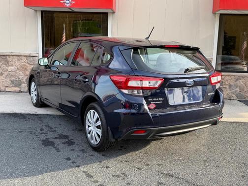 2019 Subaru Impreza 2.0i