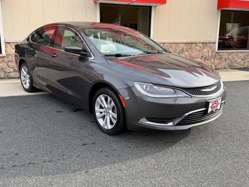 2017 Chrysler 200 Limited