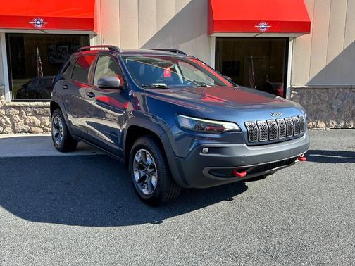2019 Jeep Cherokee Trailhawk