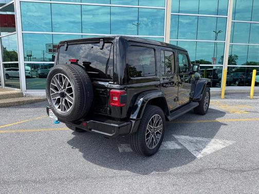Black Clearcoat 2023 Jeep Wrangler 4xe Sahara