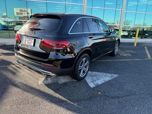 2021 Mercedes-Benz GLC 300 Base 4MATIC