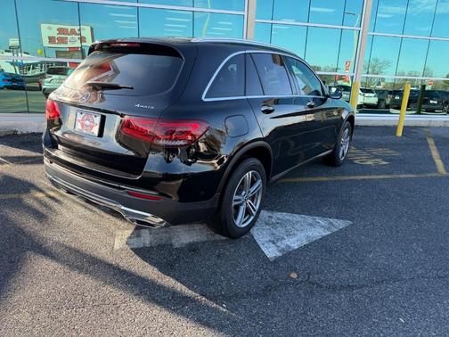 2021 Mercedes-Benz GLC 300 Base 4MATIC