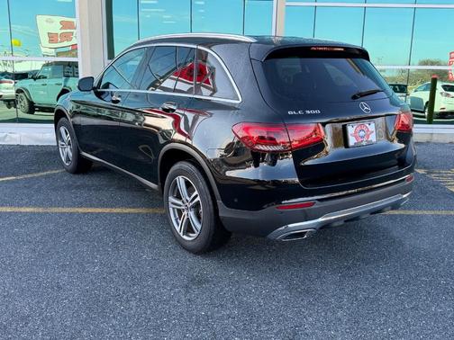 2021 Mercedes-Benz GLC 300 Base 4MATIC