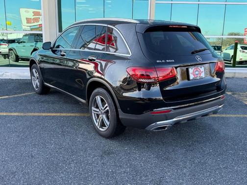 2021 Mercedes-Benz GLC 300 Base 4MATIC