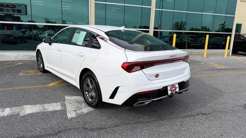 Glacial White Pearl 2023 Kia K5 LXS