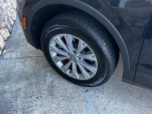 2019 Volkswagen Tiguan 2.0T SE