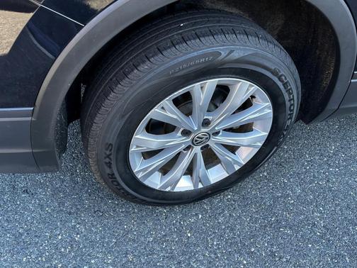 2019 Volkswagen Tiguan 2.0T SE