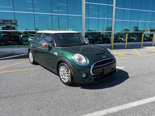 2016 MINI Hardtop Cooper S