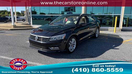 Deep Black Pearl Effect 2017 Volkswagen Passat 1.8T SE w/Technology