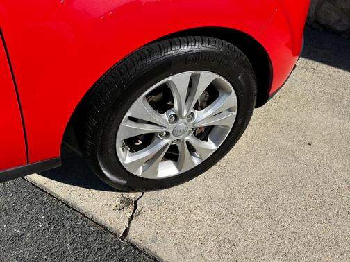 2015 Kia Soul +