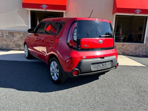 2015 Kia Soul +