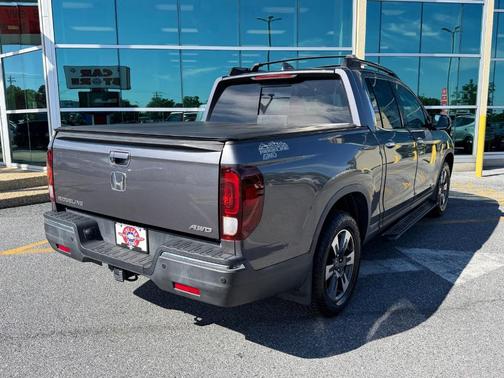 Silver 2019 Honda Ridgeline RTL-E