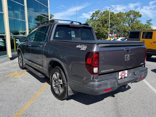 Silver 2019 Honda Ridgeline RTL-E