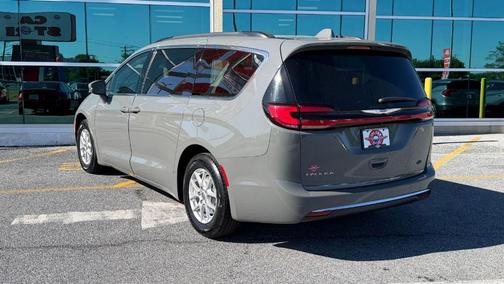 Ceramic Gray Clearcoat 2022 Chrysler Pacifica Touring-L