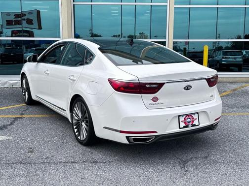 2018 Kia Cadenza SX Limited
