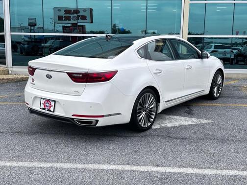 2018 Kia Cadenza SX Limited