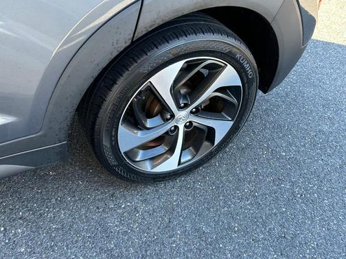 2016 Hyundai TUCSON Sport