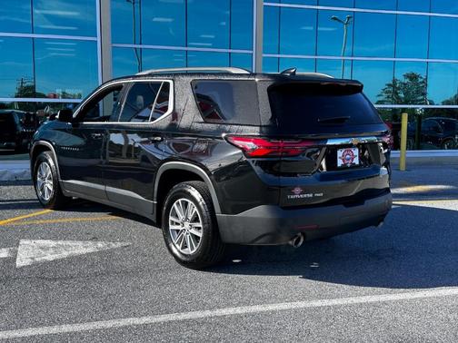 2022 Chevrolet Traverse LT Leather