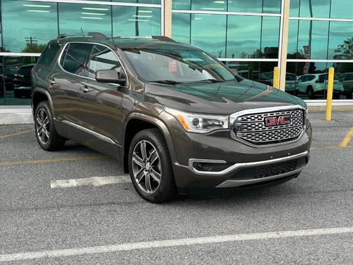 2019 GMC Acadia Denali