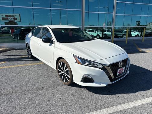 2022 Nissan Altima 2.5 SR