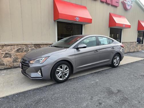 2020 Hyundai ELANTRA SEL