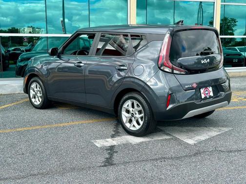 2023 Kia Soul LX