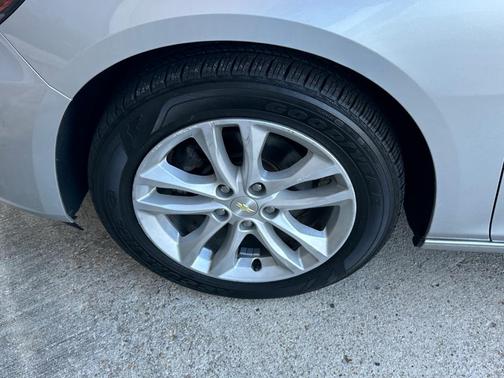 2017 Chevrolet Malibu 1LT