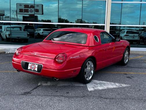 2003 Ford Thunderbird 