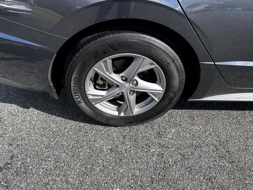 2023 Hyundai SONATA SE